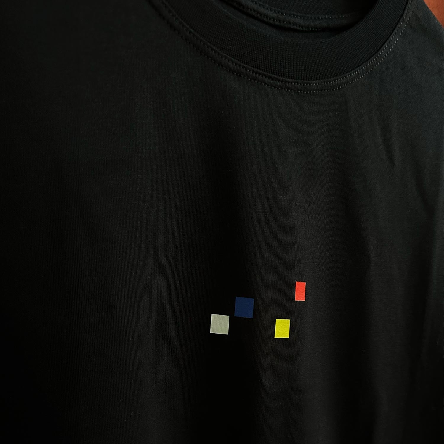 SHIRT - GEBROCHENES WESEN