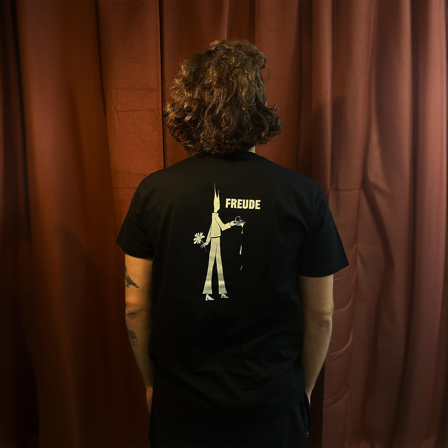 SHIRT - GEBROCHENES WESEN