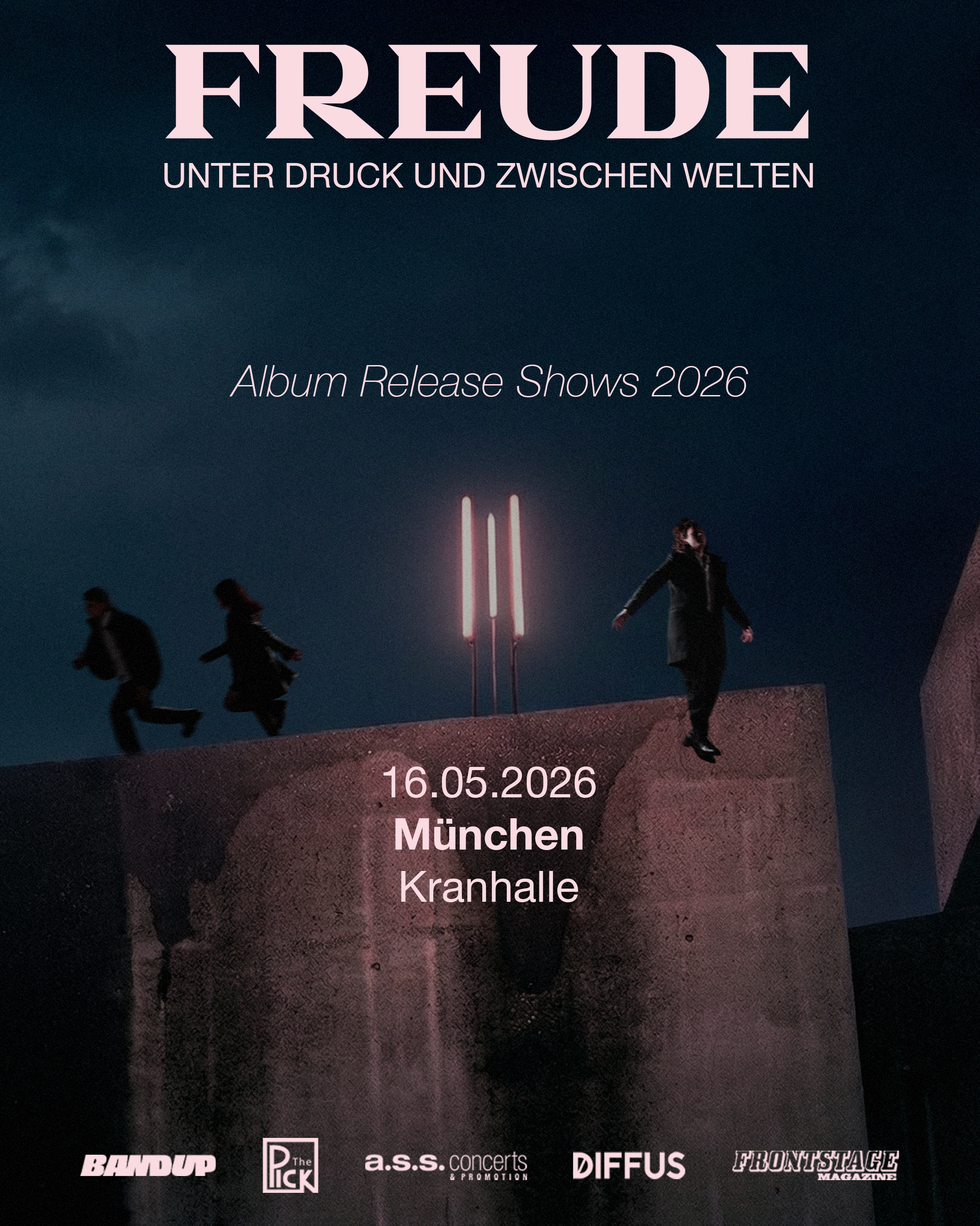 UNTER DRUCK UND ZWISCHEN WELTEN - MÜNCHEN