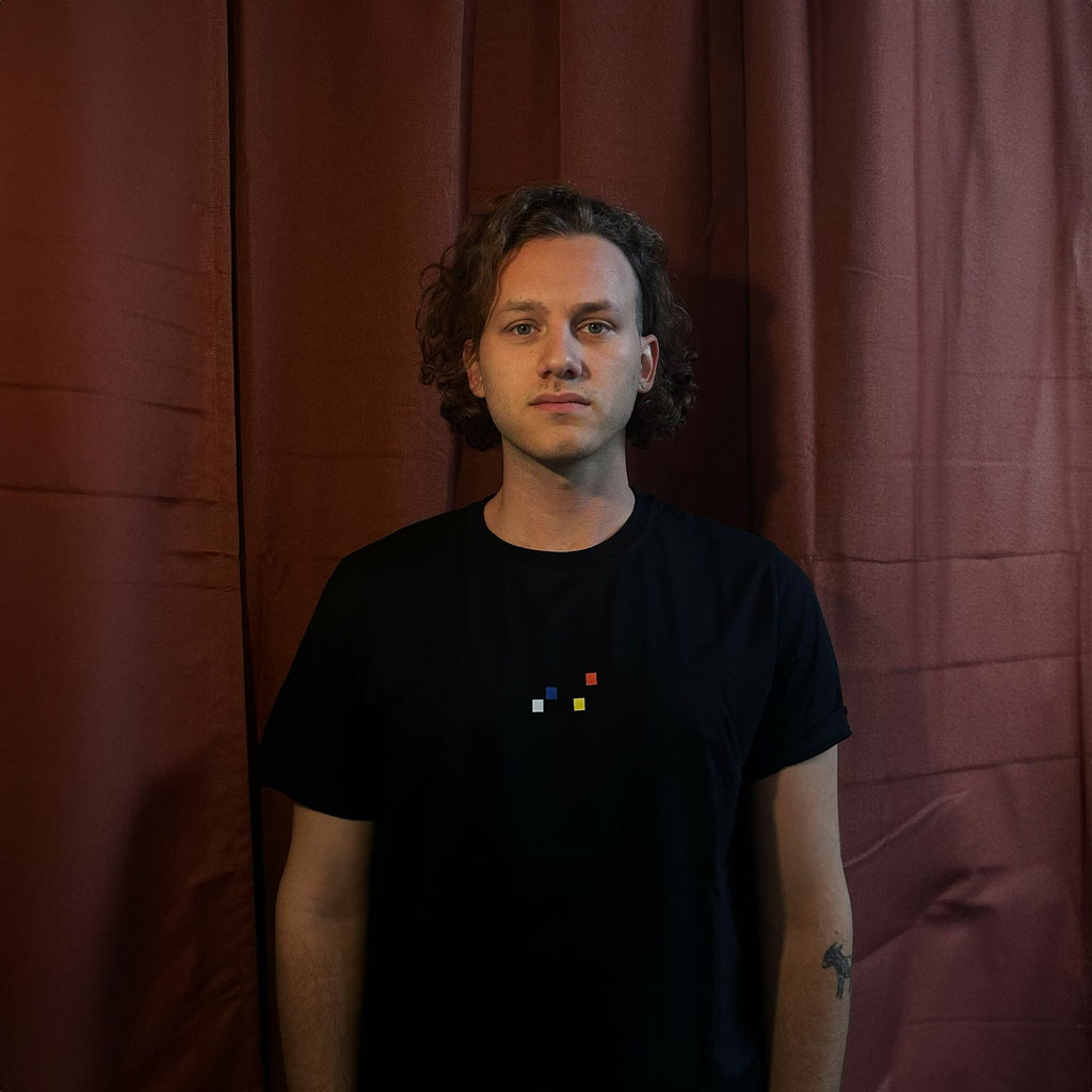 SHIRT - GEBROCHENES WESEN